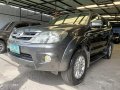 Selling Silver Toyota Fortuner 2007 in Las Piñas-8