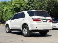 Sell White 2011 Toyota Fortuner 2.4 G Gasoline 4x2 AT in used-4