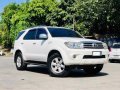 Selling Pearl White Toyota Fortuner 2011 in Malvar-8