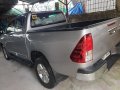 Selling Silver Toyota Hilux 2016 in Quezon City-3