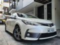 Selling Pearl White Toyota Altis 2018 in Quezon City-9
