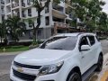Selling White Chevrolet Trailblazer 2018 in Pasig-9