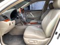 Sell Pearl White 2006 Toyota Camry in Las Piñas-2