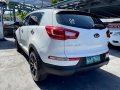 Selling White Kia Sportage 2013 in Las Piñas-5