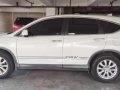 Sell Pearl White 2015 Honda Cr-V in Caloocan-1