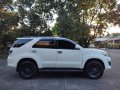 Selling Pearl White Toyota Fortuner 2015 in Quezon City-6