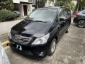 Black Toyota Innova 2012 for sale in Automatic-6