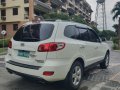 Selling White Hyundai Santa Fe 2008 in Quezon City-5