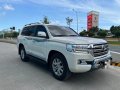 Selling Pearl White Toyota Land Cruiser 2019 in Manila-1