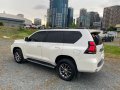 Selling Pearl White Toyota Land Cruiser Prado 2018 in Pasig-3