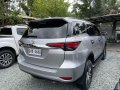 Selling Grey Toyota Fortuner 2018 in Quezon City-5