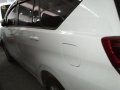 Selling White Toyota Innova 2019 in Quezon-8