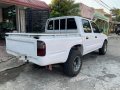 White Toyota Hilux 1999 for sale in Manual-4