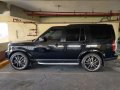 Black Land Rover Discovery 2017 for sale in Manila-5