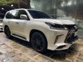 Pearl White Lexus LX 570 2020 for sale in Quezon -8