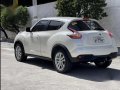 Pearl White Nissan Juke 2018 for sale in Jaen-8