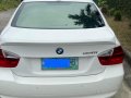 White BMW 320I 2010 for sale in Taguig-7