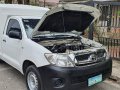 White Toyota Hilux 2011 for sale-2