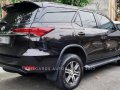 Selling Black Toyota Fortuner 2018 in Las Piñas-2