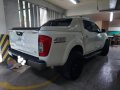 Selling White Nissan Navara NP300 Double Cabin 2015 in Pasig-5