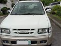 White Isuzu Crosswind 2002 for sale in Paranaque -2
