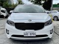 Pearl White Kia Carnival 2017 for sale in Pasig -6