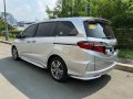 Selling Brightsilver Honda Odyssey 2020 in Manila-5