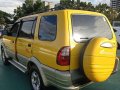 Selling Yellow Isuzu Crosswind 2003 in Caloocan-6