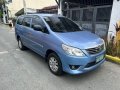 Selling Blue Toyota Innova 2013 in Victoria-3