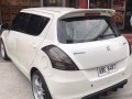 Pearl White Suzuki Swift 2015 for sale-0