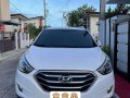 White Hyundai Tucson 2015 for sale in Malolos-0