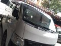 Selling White Nissan NV350 Urvan 2017 in Pateros-3
