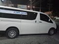 Selling White Toyota Hiace 2019 in Imus-4