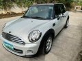 White Mini Cooper 2013 for sale in Mandaluyong-3