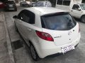 Selling White Mazda 2 2010 in Manila-6