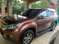 Selling Brown Isuzu MU-X 2015 in Lucena-6