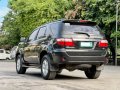 Selling Black Toyota Fortuner 2010 in Makati-4