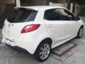 Selling White Mazda 2 2010 in Manila-2