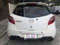 Selling White Mazda 2 2010 in Manila-5