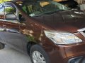 Selling Brown Toyota Innova 2014 in Las Piñas-7