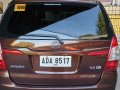 Selling Brown Toyota Innova 2014 in Las Piñas-5