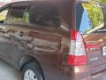 Selling Brown Toyota Innova 2014 in Las Piñas-4