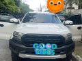 Selling Pearl White Ford Everest 2016 in Pasig-0
