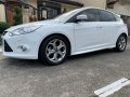 Pearl White Ford Focus 2013 for sale in Caloocan-1