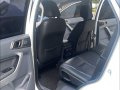 Selling Pearl White Ford Everest 2016 in Pasig-4