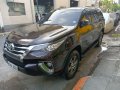 Selling Red Toyota Fortuner 2020 in Manila-4