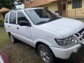 Selling White Isuzu Crosswind 2014 in Santiago-0