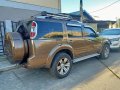 Selling Silver Ford Everest 2011 in Taguig-5
