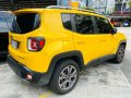 Selling Yellow Jeep Renegade 2017 in Manila-4