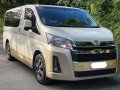 Selling Pearl White Toyota Hiace 2019 in Pasay-6